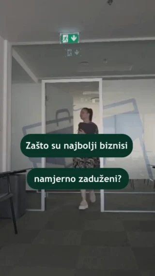 Instagram post from financije.online. This post is in position 4.
